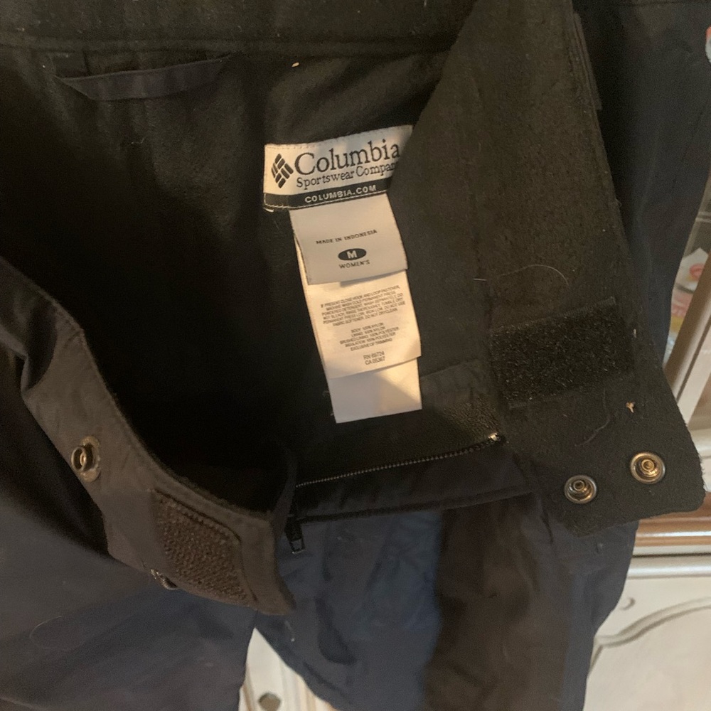Women’s Columbia snow pants